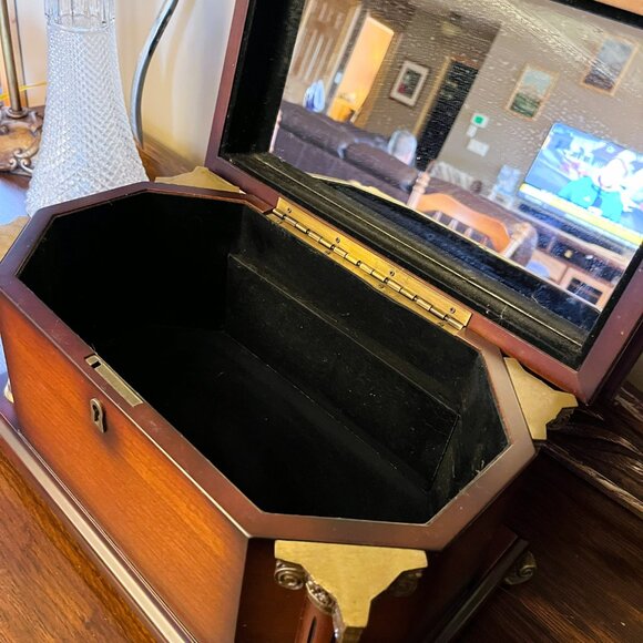 Vintage Bombay Co Neoclassical Empire Style Mahogany Box Jewelry Box Brush gold - Picture 4 of 11